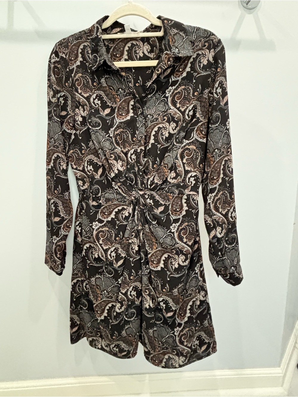DR2 Long-Sleeve Paisley Shirt Dress in Black and Brown